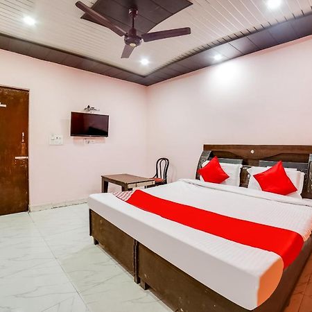 Oyo 70288 Happy Dhaba Hotel โซนีปัต ภายนอก รูปภาพ