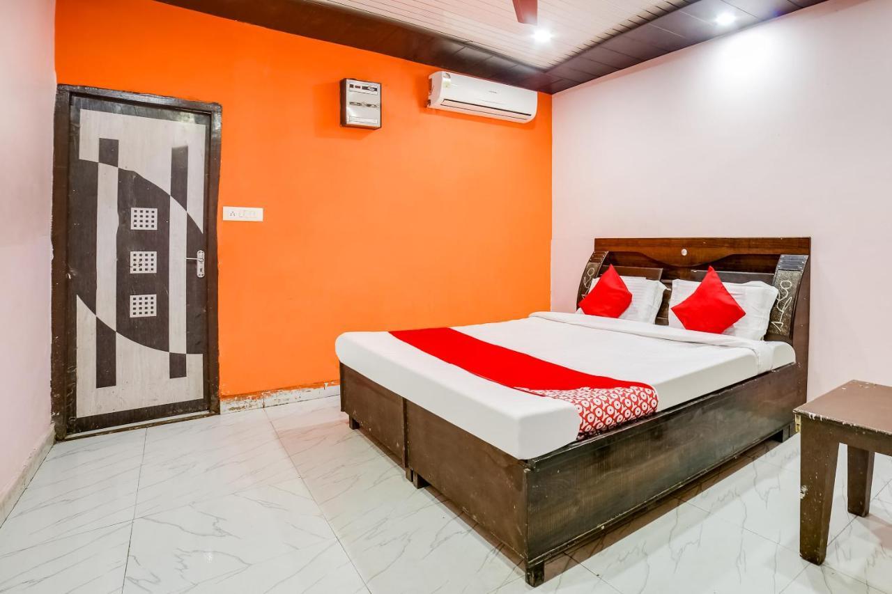 Oyo 70288 Happy Dhaba Hotel โซนีปัต ภายนอก รูปภาพ
