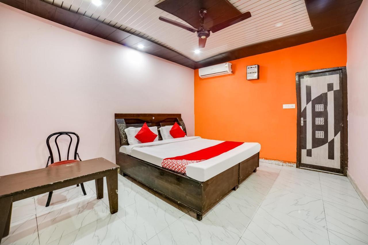 Oyo 70288 Happy Dhaba Hotel โซนีปัต ภายนอก รูปภาพ