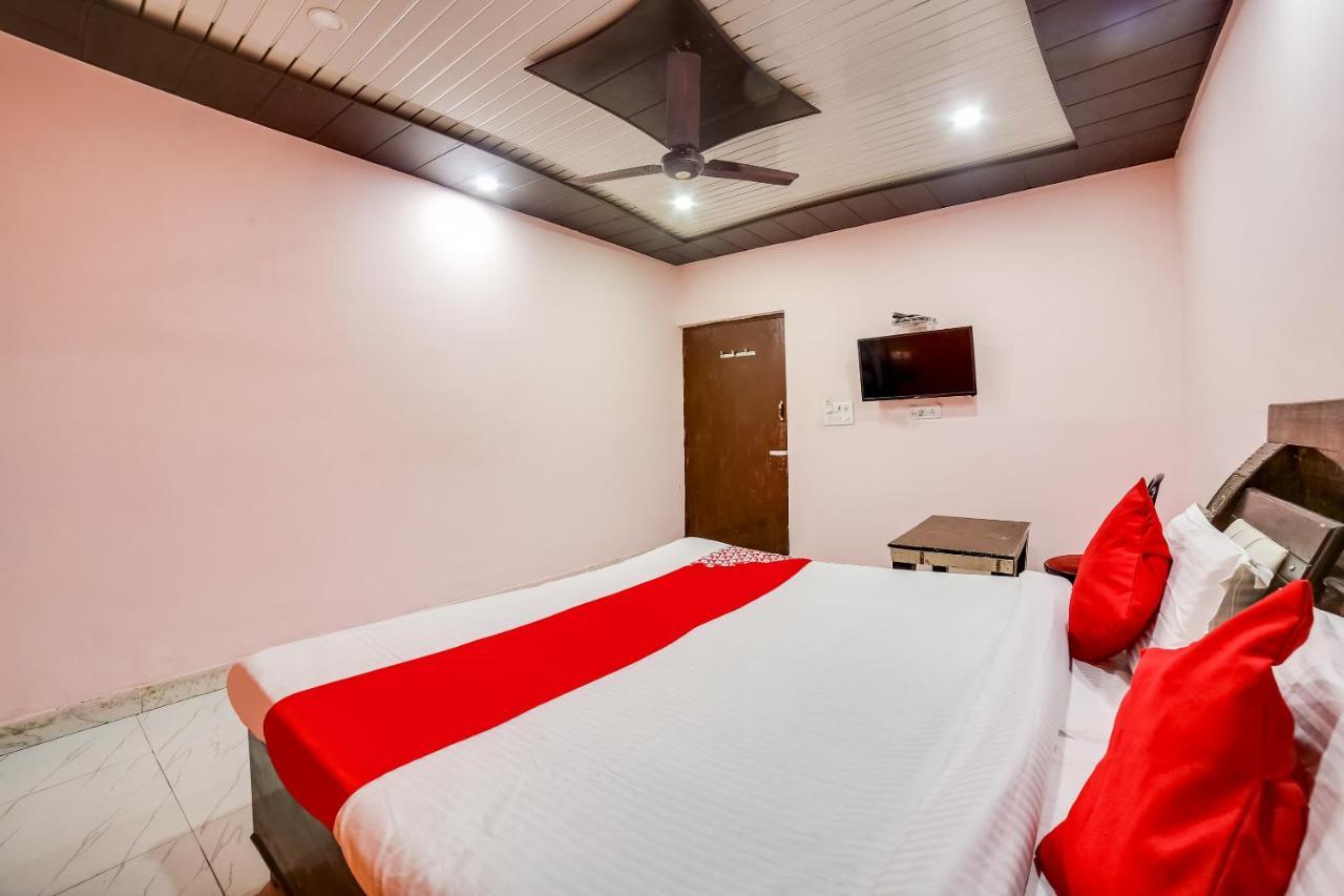 Oyo 70288 Happy Dhaba Hotel โซนีปัต ภายนอก รูปภาพ